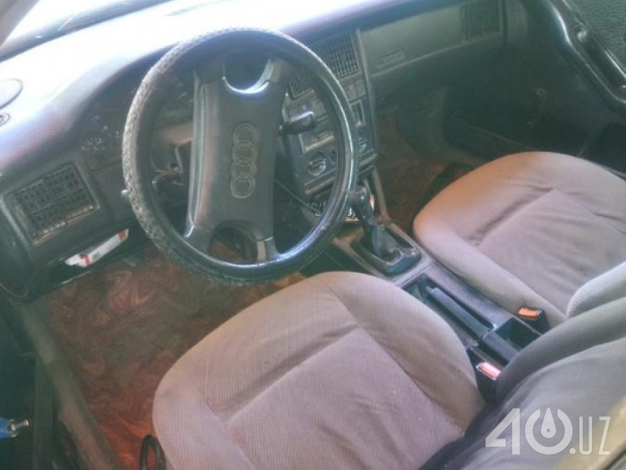 Audi 80 V (B4)