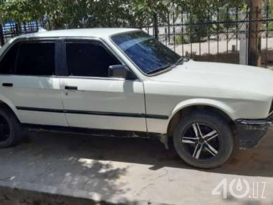 BMW 3 серия II (E30)
