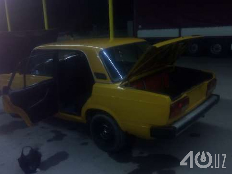 LADA (ВАЗ) 2105