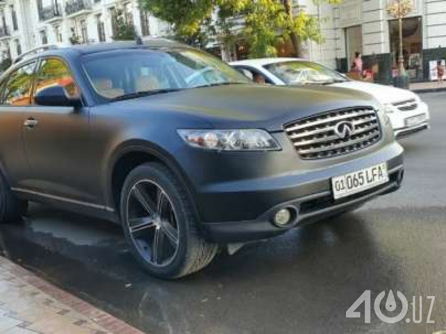 Infiniti FX I (S50)