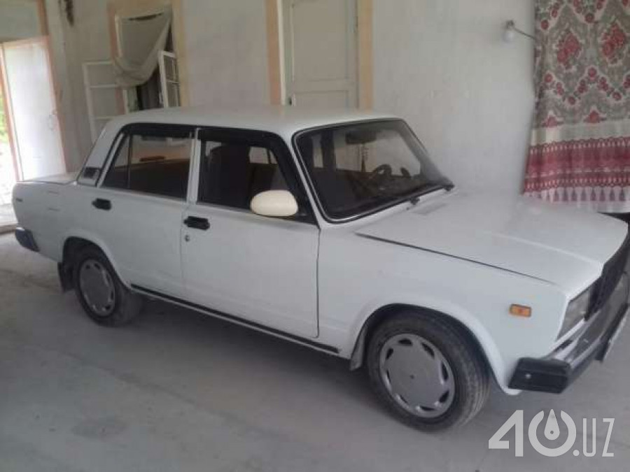 LADA (ВАЗ) 2105