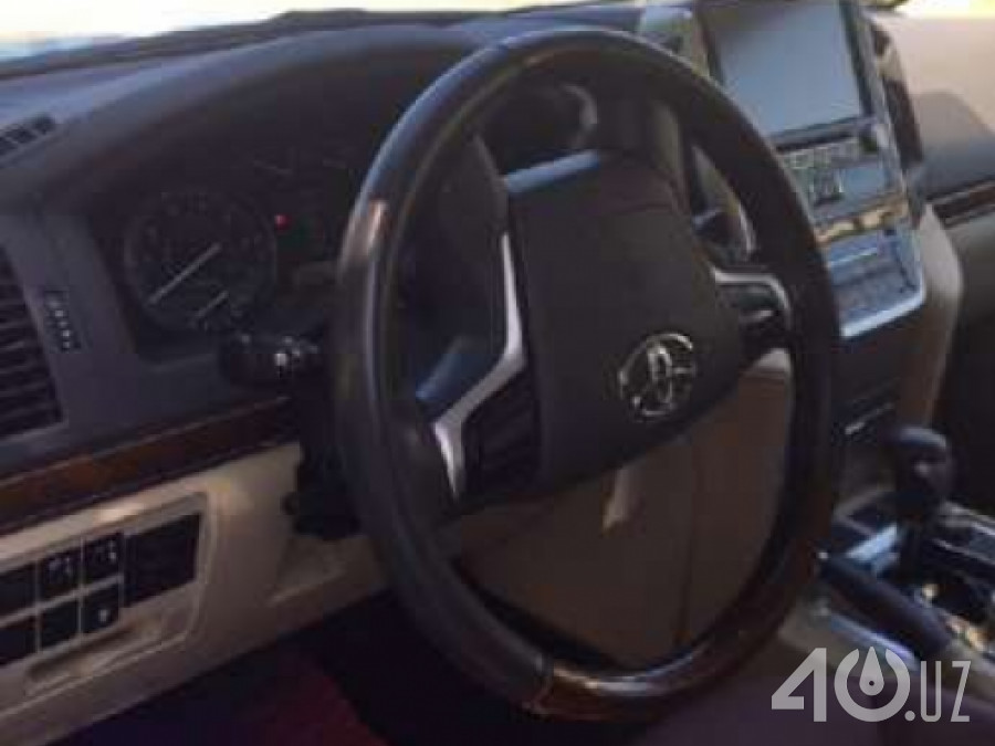 Toyota Land Cruiser 200 Series Рестайлинг 2