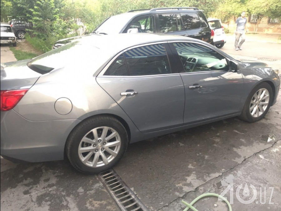 Chevrolet Uz Malibu I