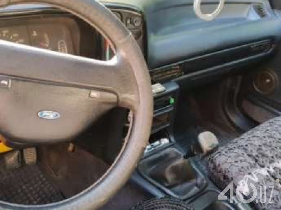 Ford Scorpio I