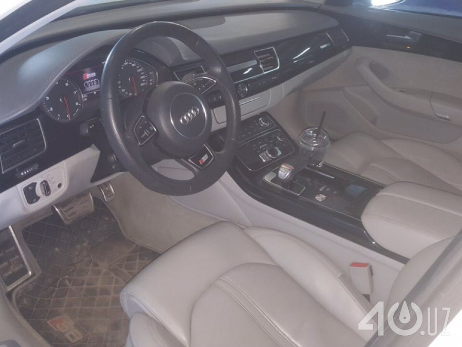 Audi A8 III (D4) Рестайлинг