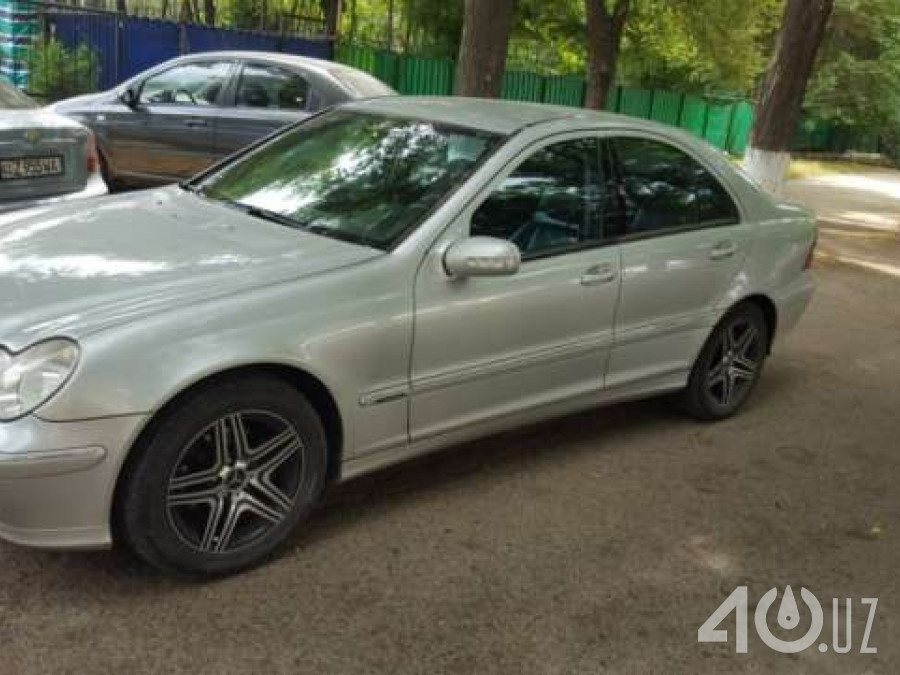 Mercedes-Benz C-klasse II (W203)