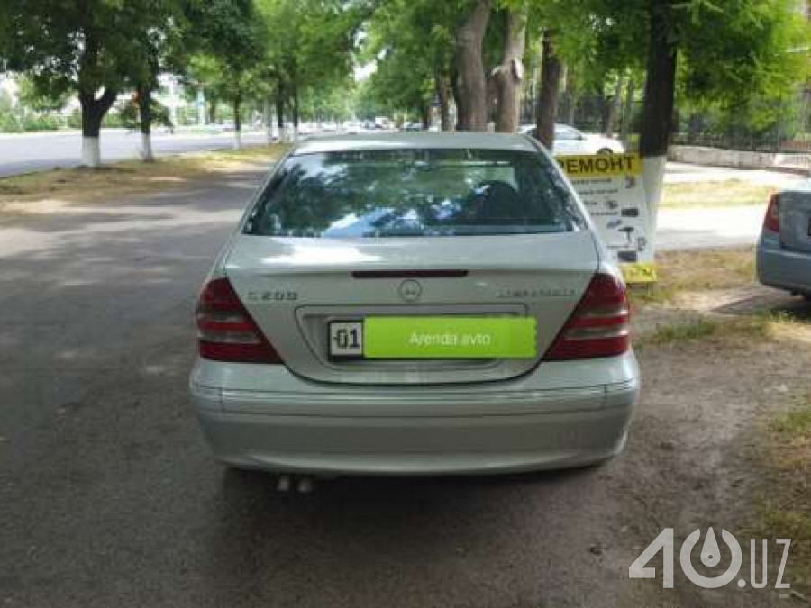 Mercedes-Benz C-klasse II (W203)