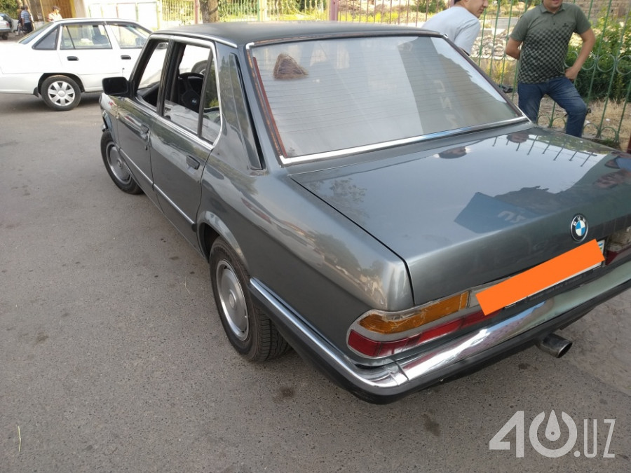 BMW 5 серия II (E28)