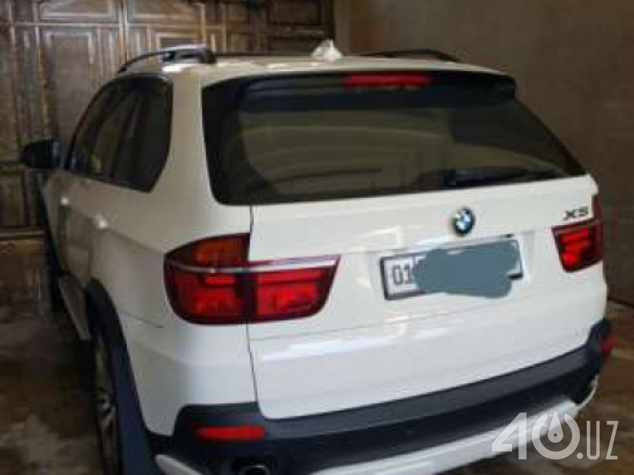BMW X5 II (E70)