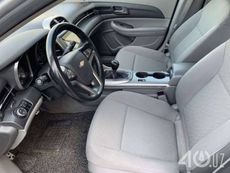 Chevrolet Uz Malibu I