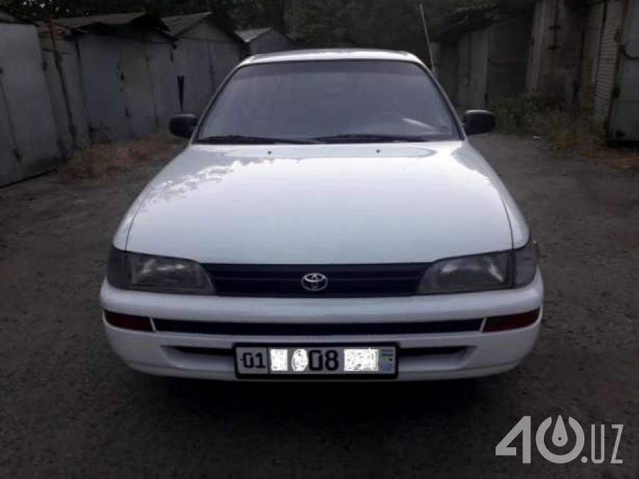 Toyota Corolla VII (E100)