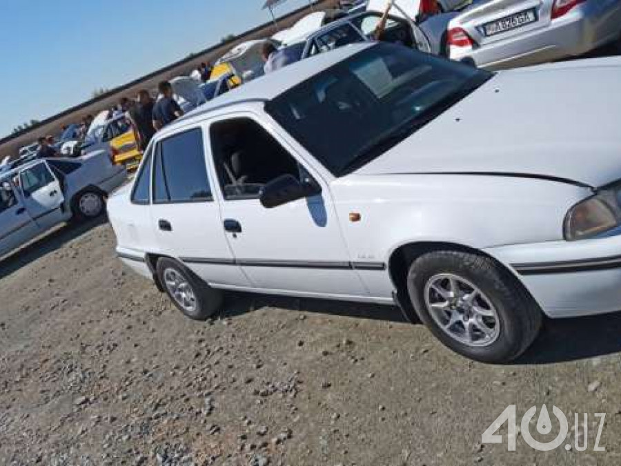 Daewoo Uz Nexia I (SOHC)