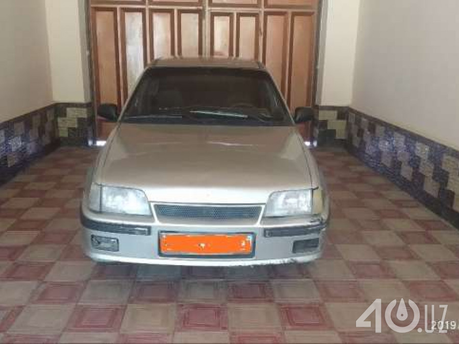 Daewoo Racer I