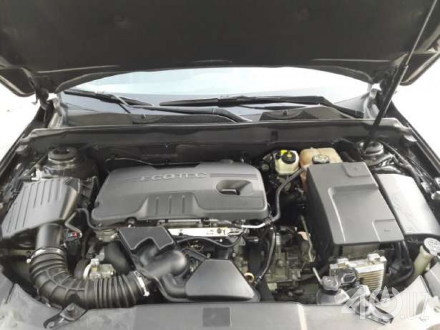 Chevrolet Uz Malibu I