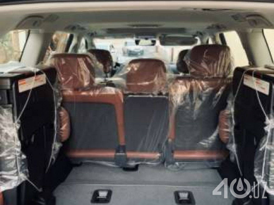 Toyota Land Cruiser 200 Series Рестайлинг 2
