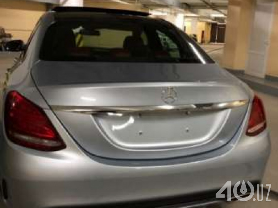Mercedes-Benz C-klasse IV (W205)