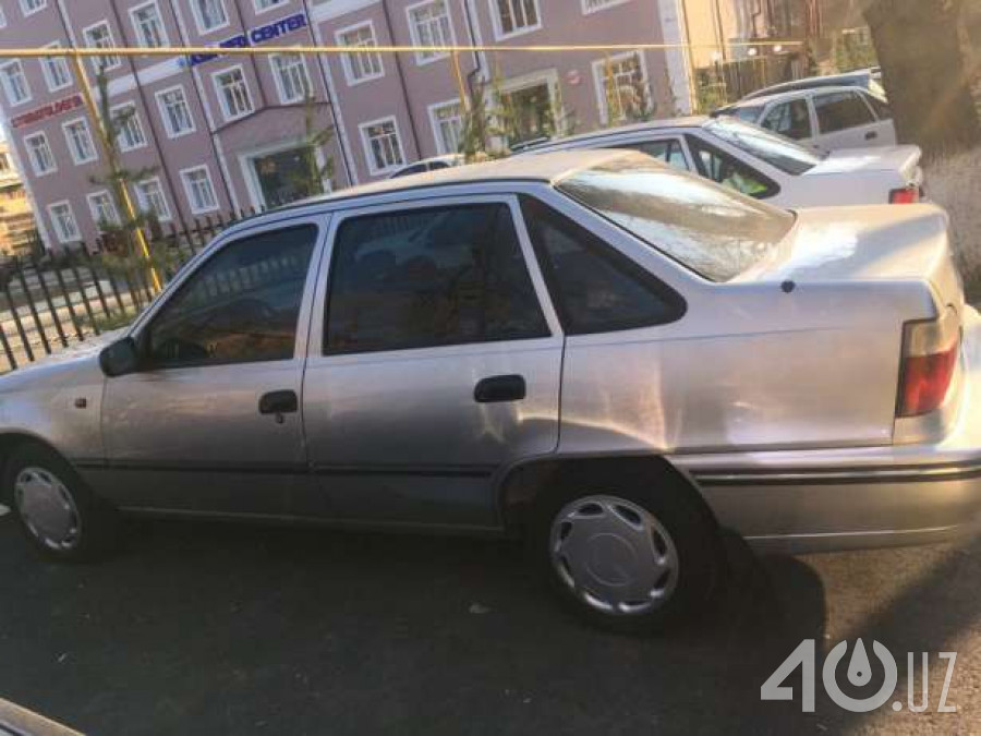 Daewoo Uz Nexia I (SOHC)