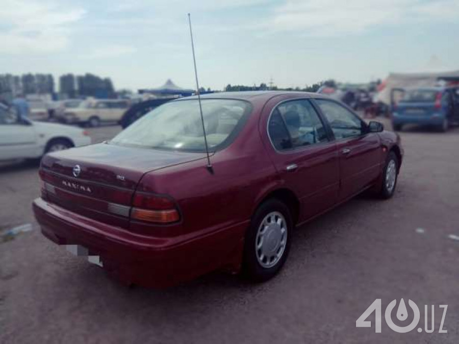 Nissan Maxima IV (A32)