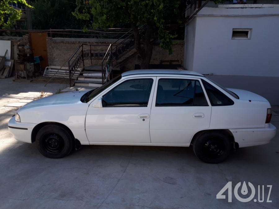 Daewoo Uz Nexia I (SOHC)