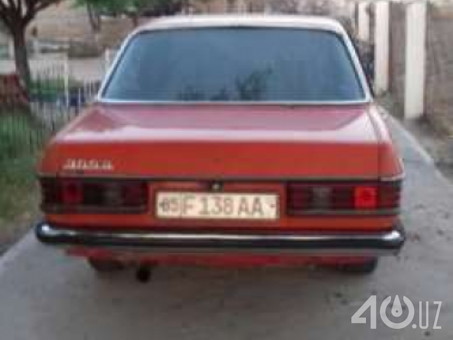 Mercedes-Benz W123