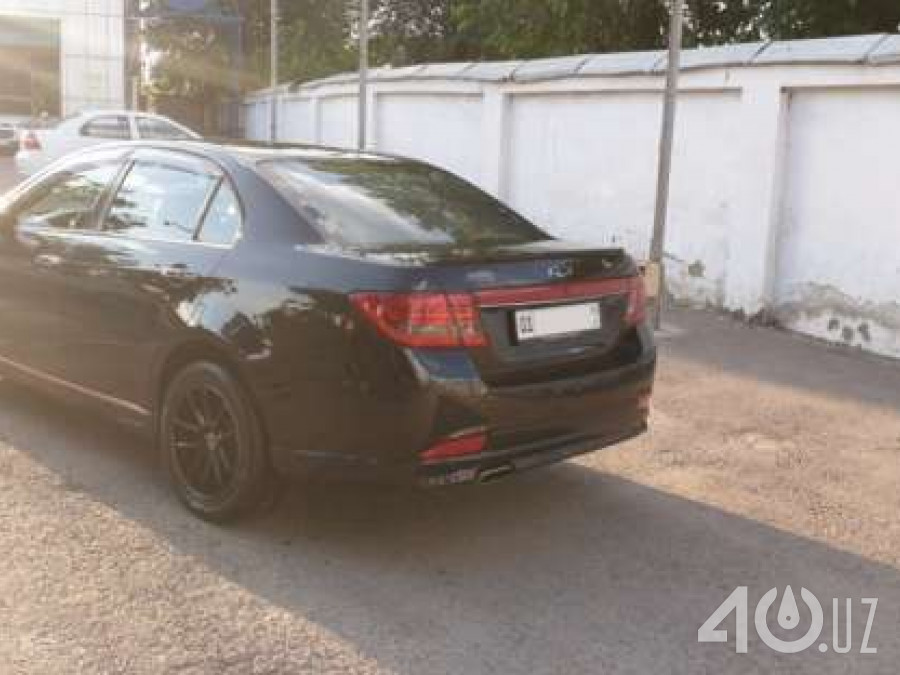 Chevrolet Uz Epica I