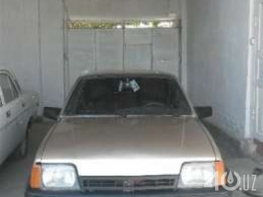 Opel Ascona C