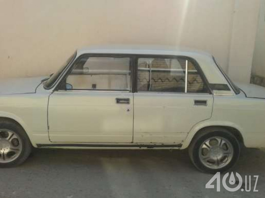 LADA (ВАЗ) 2105
