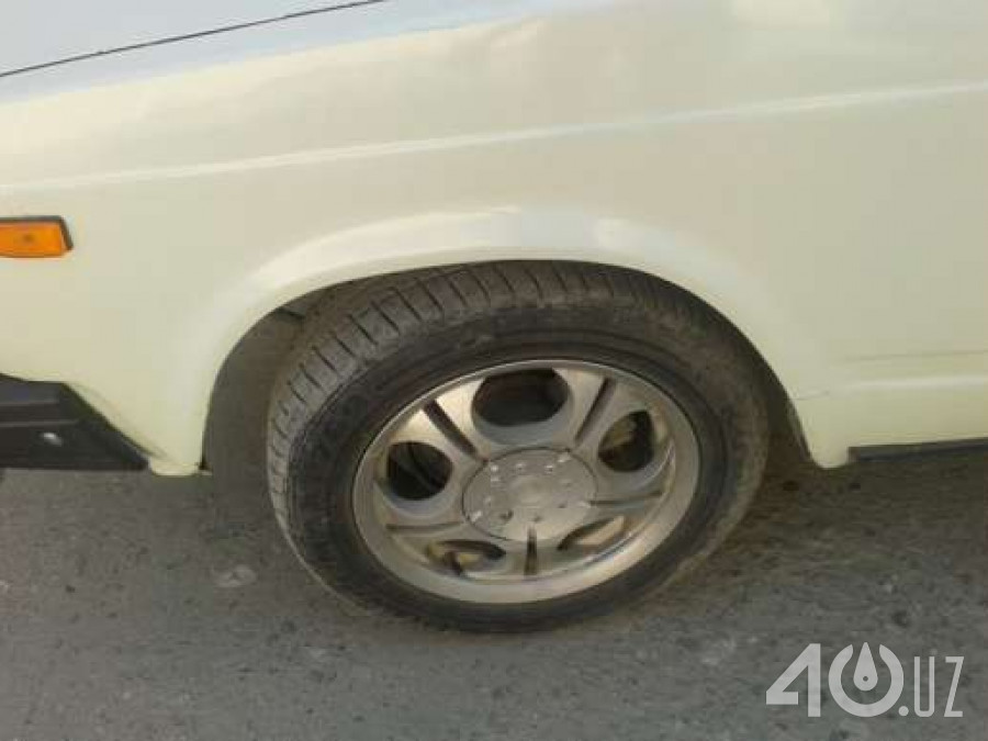 LADA (ВАЗ) 2105