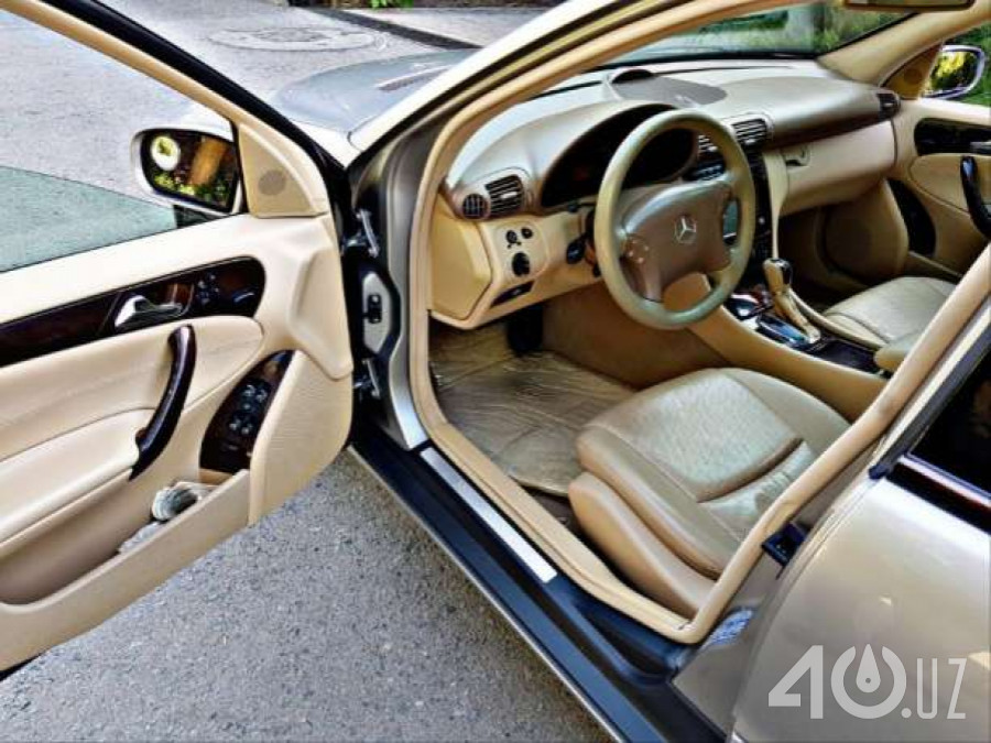 Mercedes-Benz C-klasse II (W203)