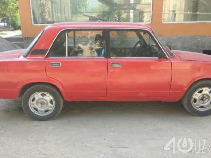 LADA (ВАЗ) 2105