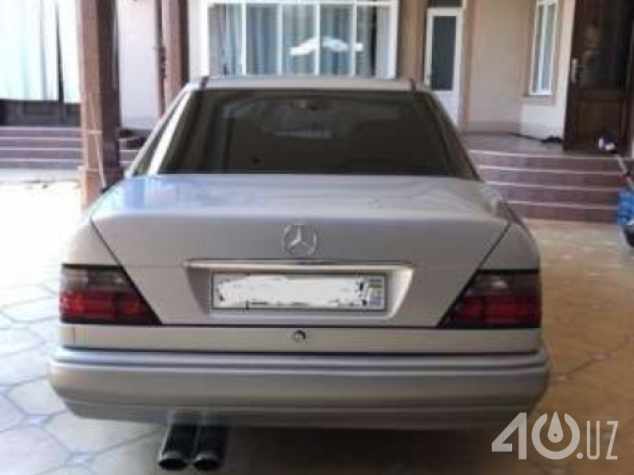 Mercedes-Benz E-klasse I (W124)