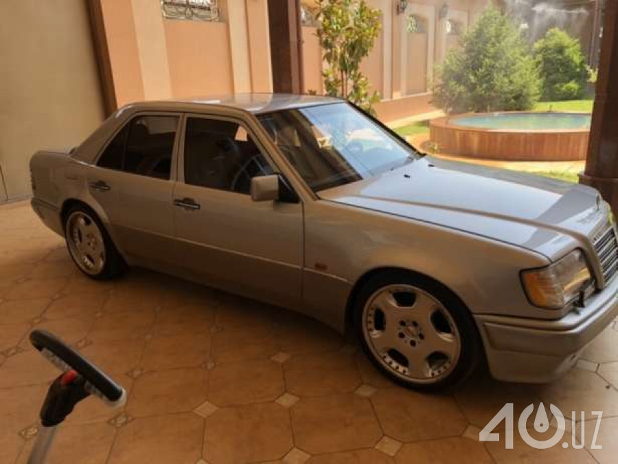 Mercedes-Benz E-klasse I (W124)