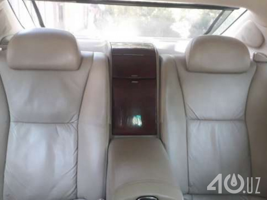 Lexus LS IV