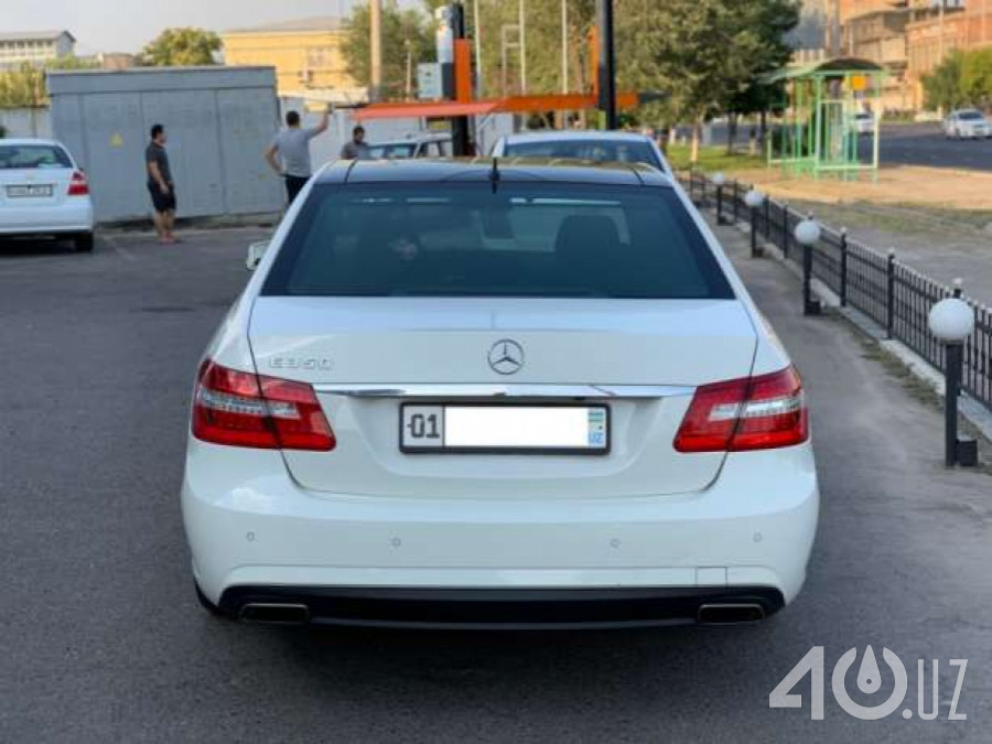 Mercedes-Benz E-klasse IV (W212, S212, C207)