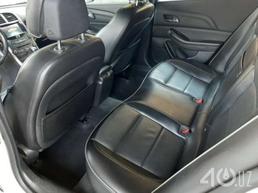 Chevrolet Uz Malibu I