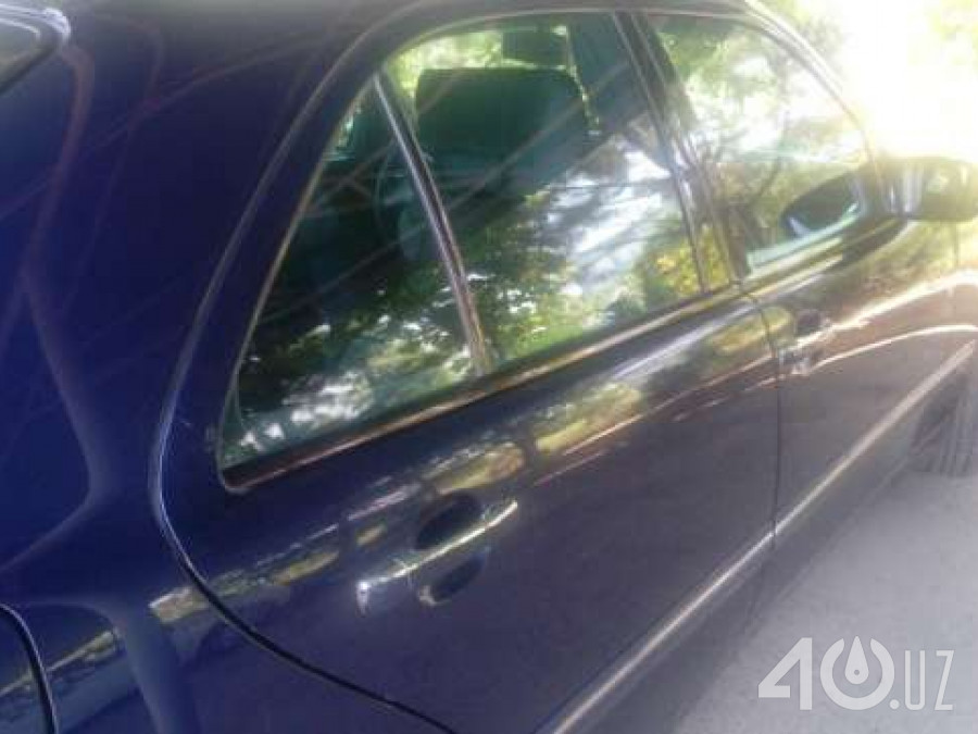 Mercedes-Benz E-klasse II (W210, S210)