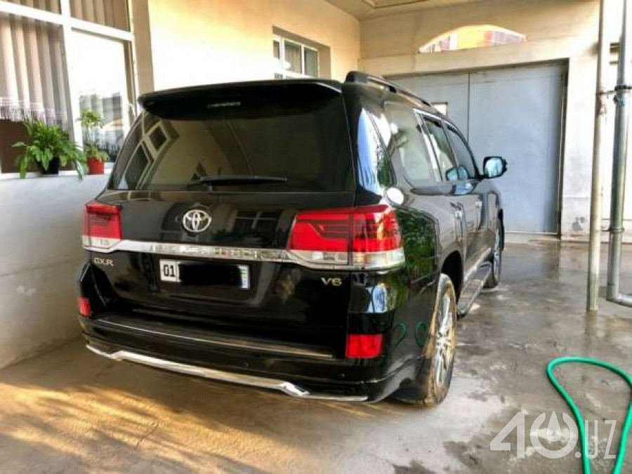 Toyota Land Cruiser 200 Series