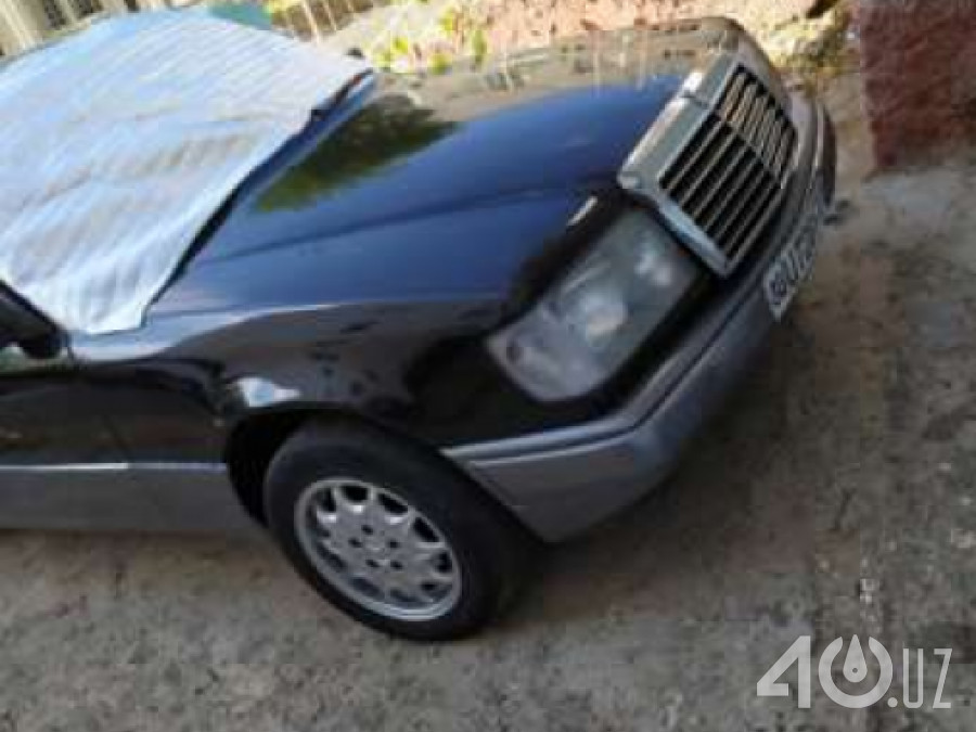 Mercedes-Benz W124