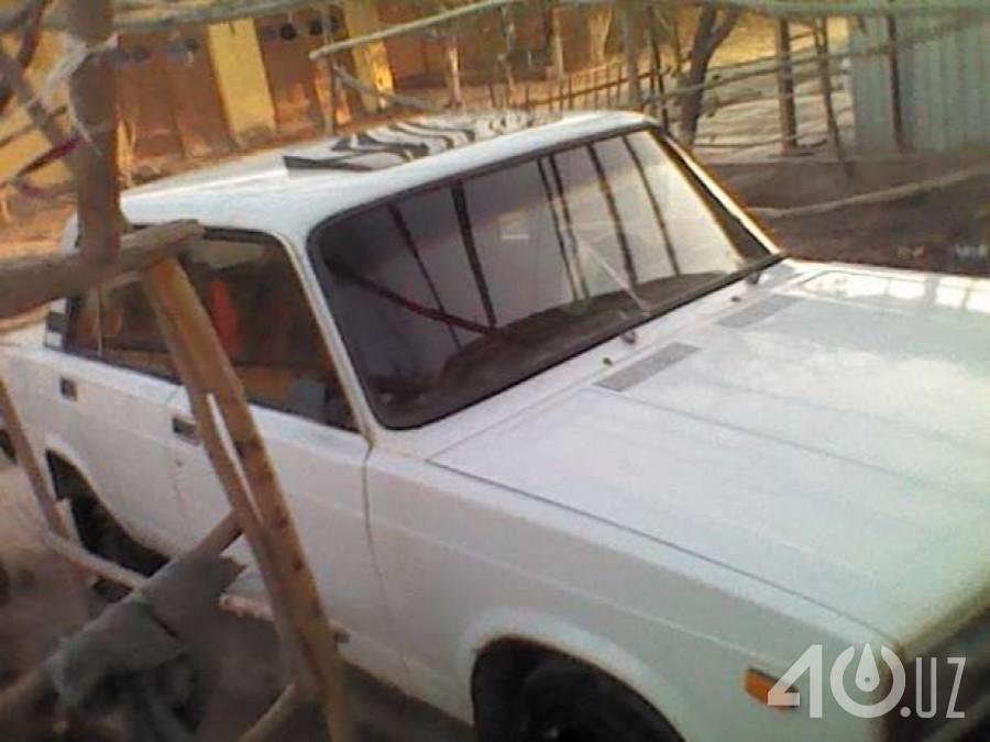 LADA (ВАЗ) 2105