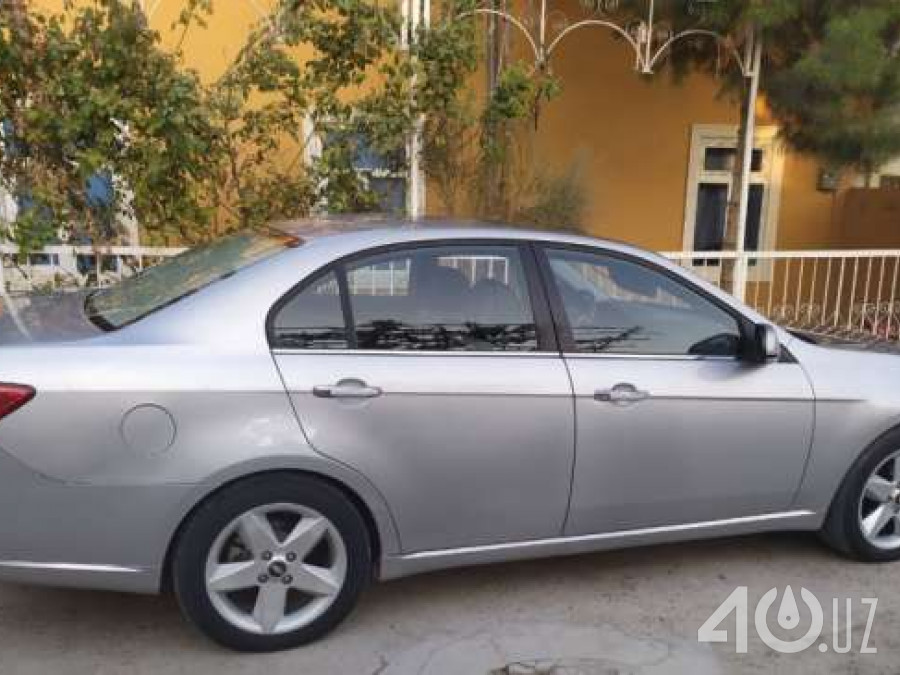 Chevrolet Uz Epica I
