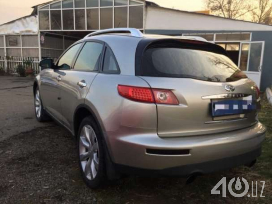 Infiniti FX I (S50)
