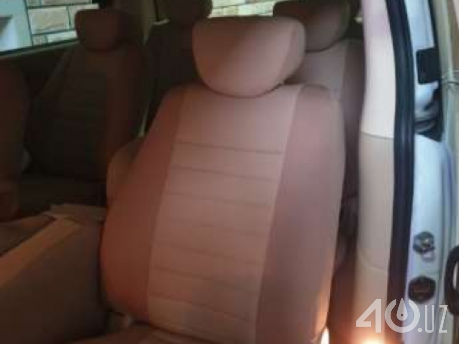Hyundai H-1 II