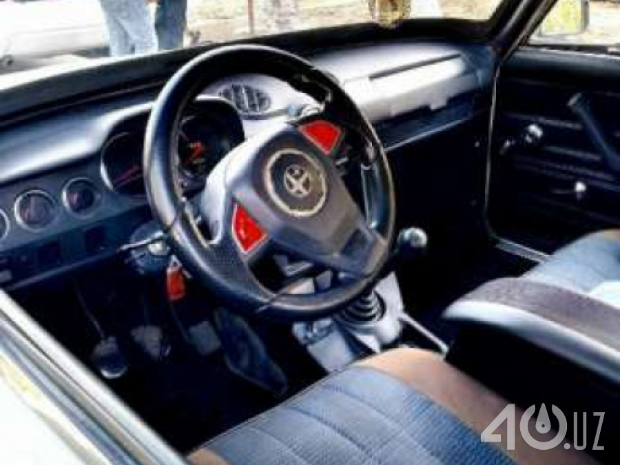 LADA (ВАЗ) 2106