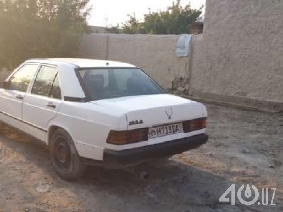 Mercedes-Benz 190 (W201)