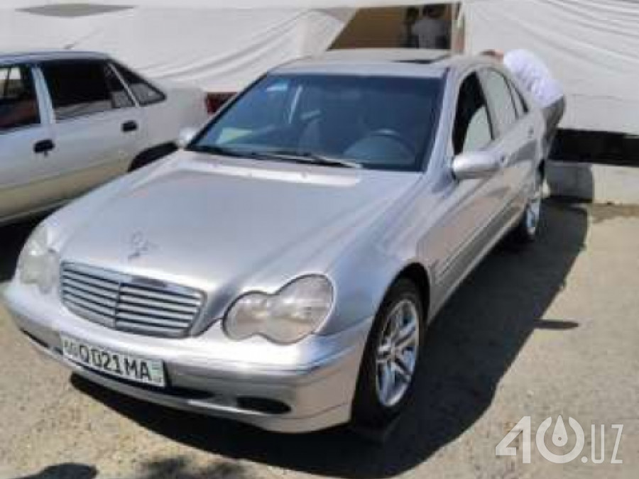 Mercedes-Benz C-klasse II (W203)