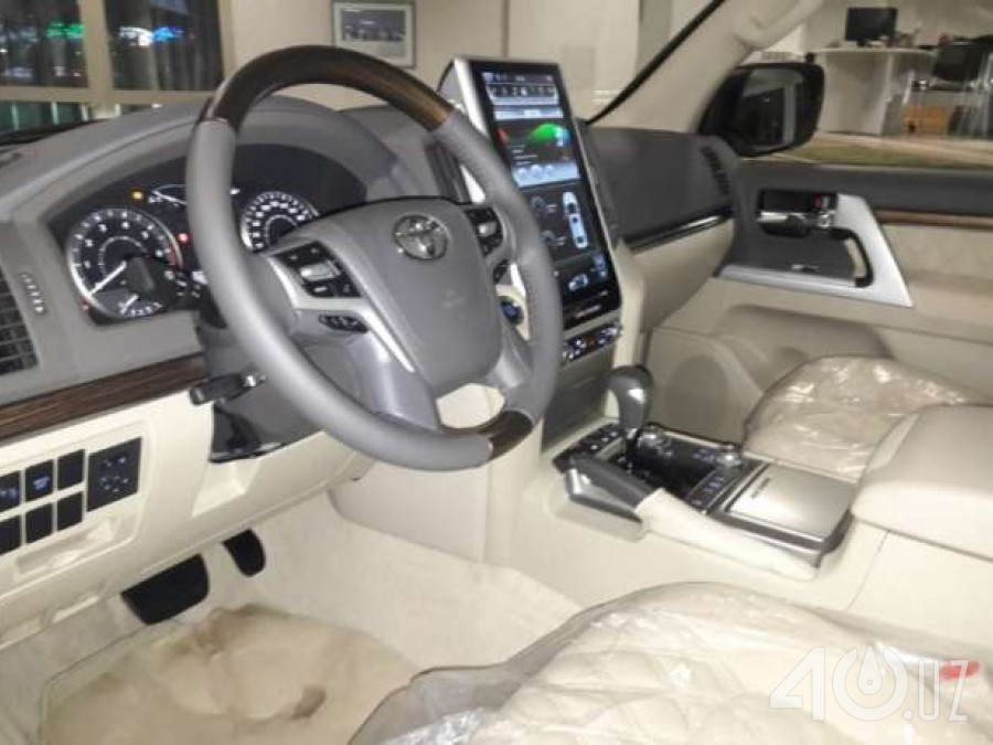 Toyota Land Cruiser 200 Series Рестайлинг 2