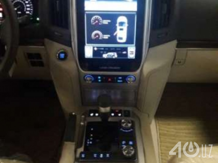 Toyota Land Cruiser 200 Series Рестайлинг 2