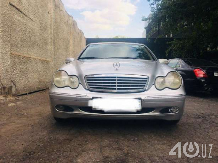 Mercedes-Benz C-klasse II (W203)