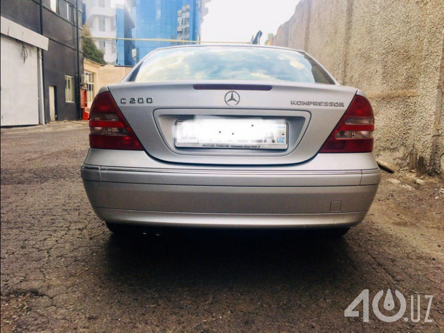Mercedes-Benz C-klasse II (W203)