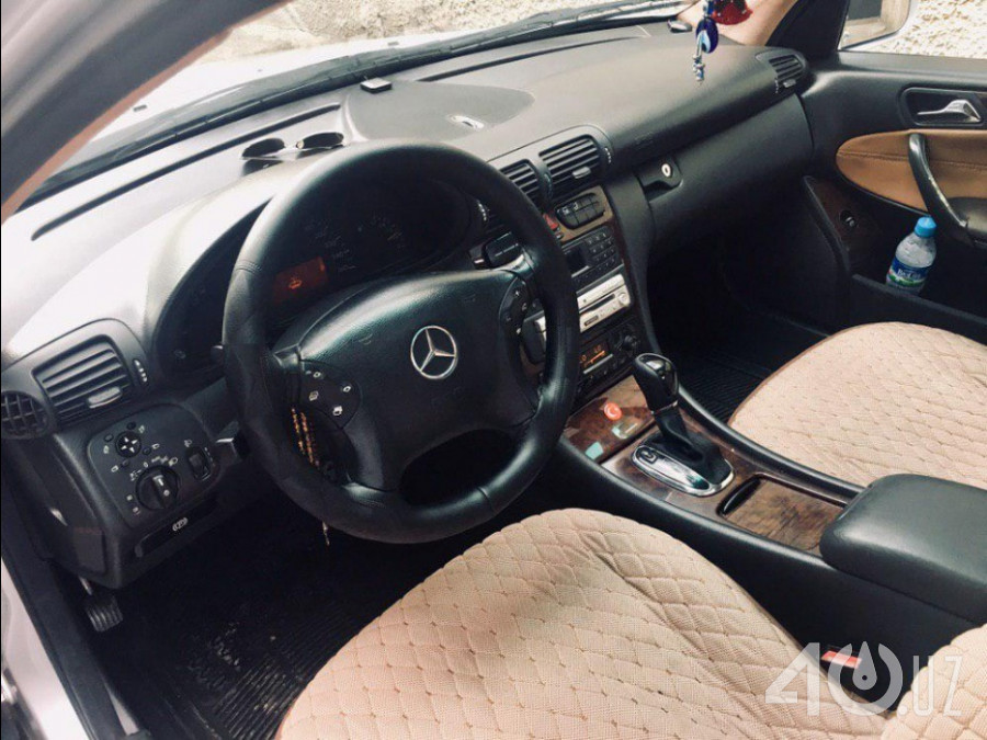 Mercedes-Benz C-klasse II (W203)